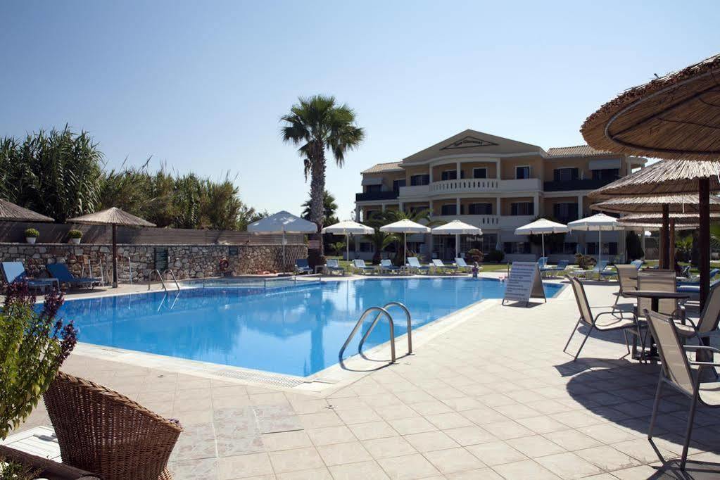 San Giovanni Beach Resort And Suites Агиос Йоанис Екстериор снимка